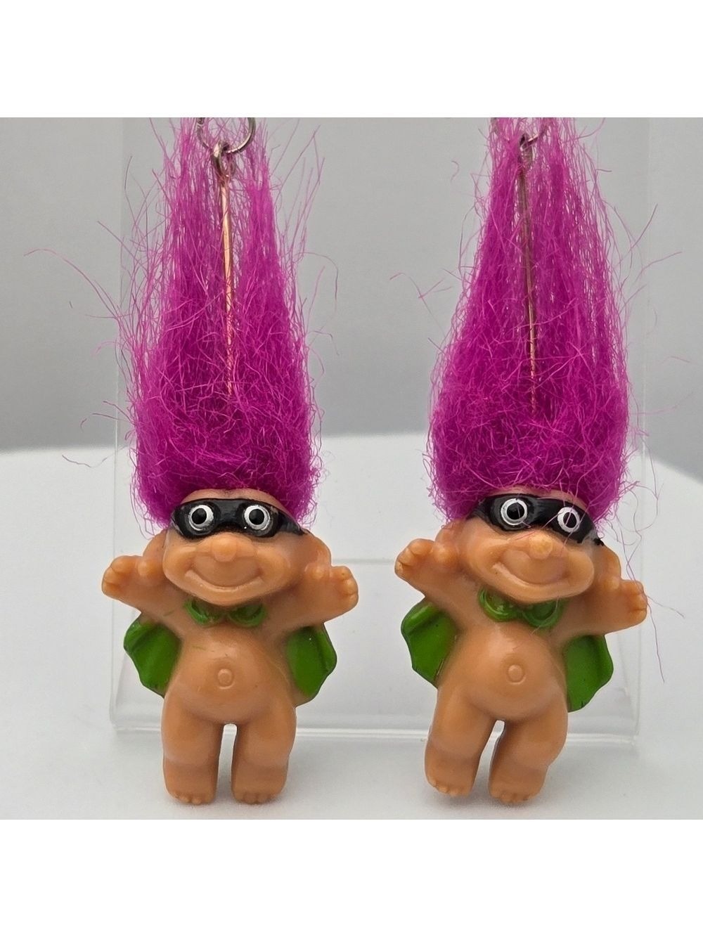 Vampire Troll Earrings Halloween Novelty Vintage Russ Berrie Pink Hair 2.5''